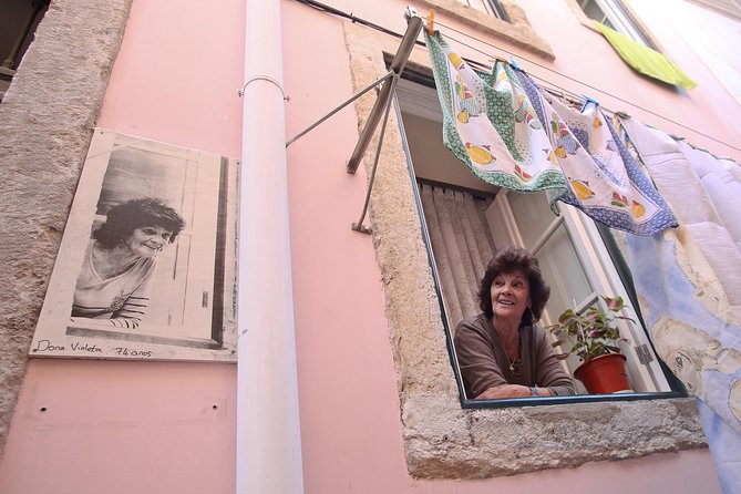 Mouraria: The Multicultural District - Private Walking tour - Starting where Intendente meets Mouraria