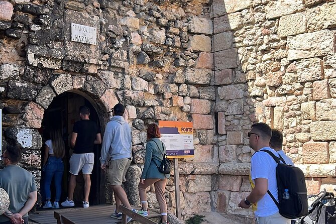 Nazaré-Fátima-Óbidos c/pick up at the Hotel Private Tour - Guides, friendly drivers, and how the day stays easy