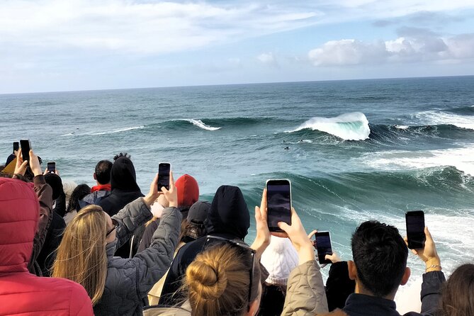Nazaré (World's Biggest Waves) Half Day Private Tour from Lisbon - Getting picked up in Greater Lisbon, and what the drive time really means