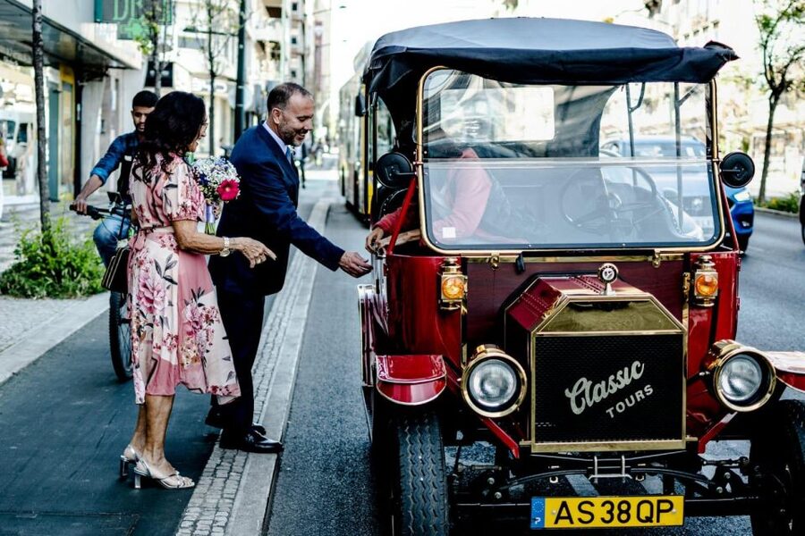 Nostalgic Lisbon Tuk Tuk Tour: Hidden Gems - Duration and Route Planning: 1 Hour Versus 6 Hours