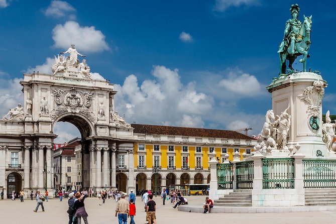 Old Town Segway Tour by Sitgo - Lisbon’s oldest church and cathedral stop: standing still after the motion