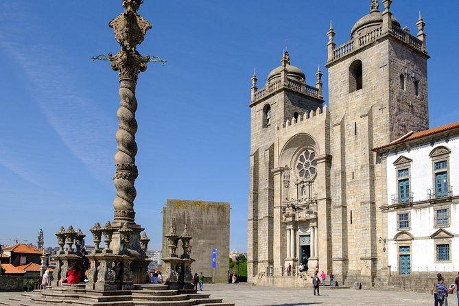 Porto and its charms - Tour from Lisbon - São Bento’s tiled station, Carmo Church, and the Fontaine pause that feels local