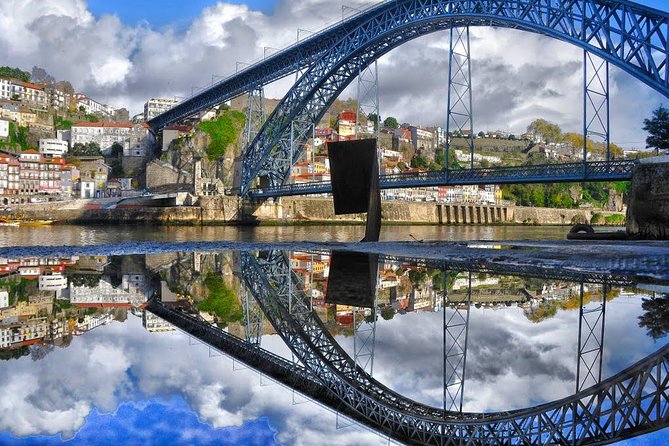 Porto, Aveiro and Costa Nova Private Tour From Lisbon - Private pickup to the north of Portugal: the ride that sets the tone