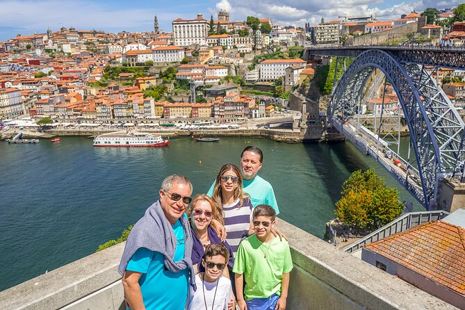 Porto Heritage & Wine: Exclusive Private Day Trip from Lisbon - Rua das Flores: a trendy pedestrian street with real history