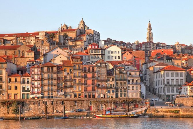 Porto Private Personalized Full Day Journey from Lisbon - São Bento Railway Station: A Free Stop Worth Planning For