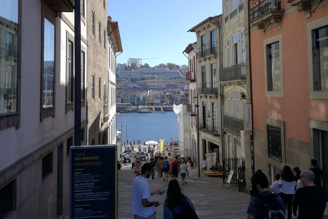 Porto Private Tour from Lisbon - Liberdade Square: the free breather that keeps you moving