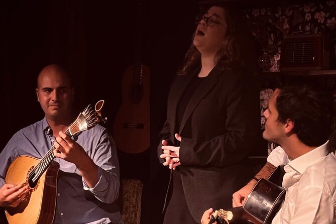 Portugal Lisbon Fado Concert Experience - The Show Itself: Music Plus Storytelling, in a Cozy Room