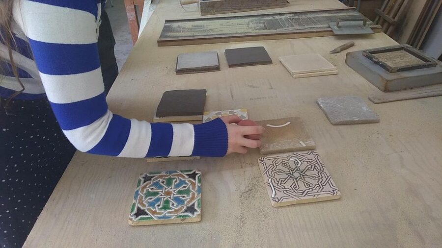 Portuguese Tiles and Wine History - Private Tour - Who should book, and who should pass