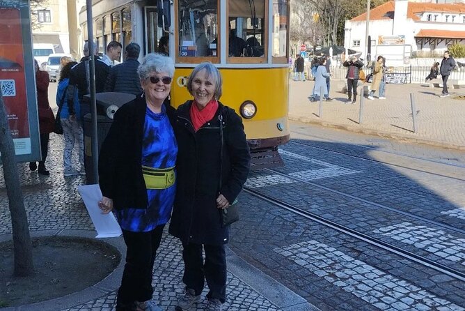 Premium Lisbon Airport Transfer to Lisbon - A private ride with route planning, WiFi, and bottled water
