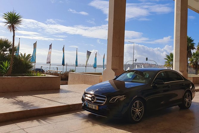 Private Airport Transfer from Lisbon to Cascais, Sintra & Estoril - On-time pickup that actually works after a long flight