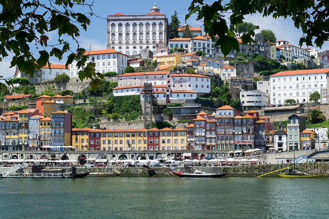 Private car transfer from Lisbon to Porto with 2h for sightseeing - Who this transfer is best for, and who should look elsewhere