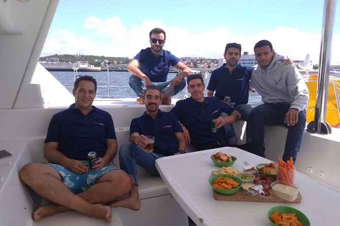 Private Catamaran Tour: Lisbon coast cruise with barbecue and drinks - Crew, service, and that small detail that makes a difference