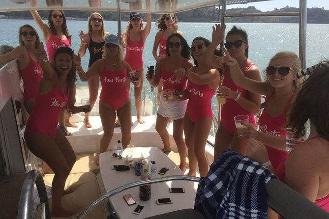 Private Catamaran Tour: Lisbon coast cruise with barbecue and drinks - Price and value: what you’re really paying for