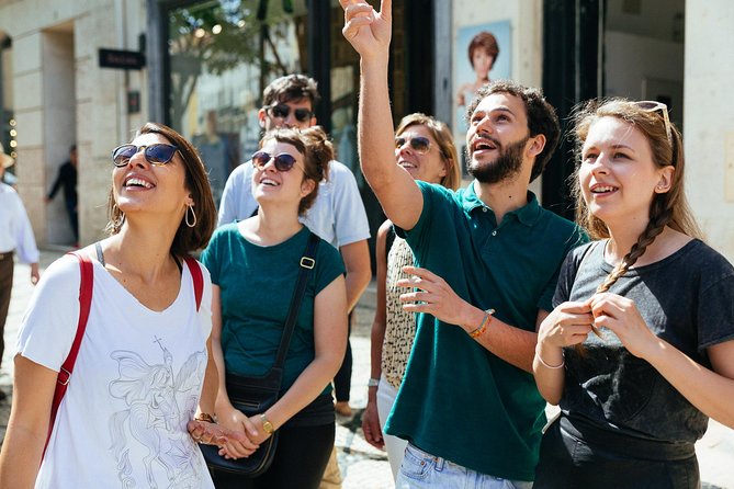 Private City Kickstart Tour: Lisbon - Miradouro de Santa Luzia for the Alfama overview
