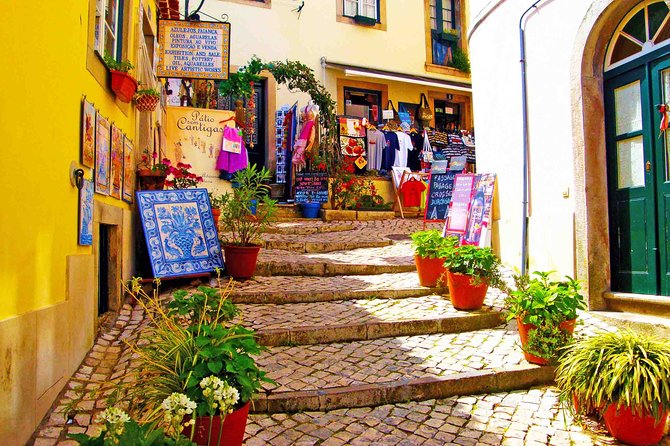 Private day tour Fatima and Sintra from Lisbon - Sintra historic center, pastries, and choosing one palace