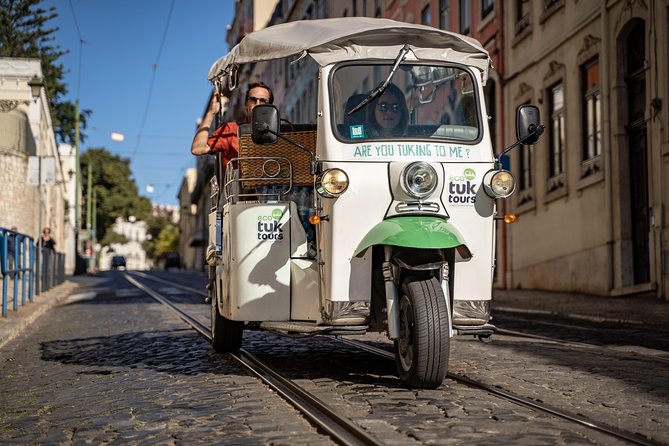 Private Eco Tuk Tuk Tour through the Heart of the City - Stop 3: Miradouro da Graça and the road to better panoramas