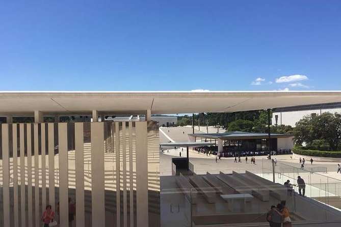 Private Fátima Half Day Tour - Stop 2: Sanctuary of Fátima, Chapel of Apparitions Highlights