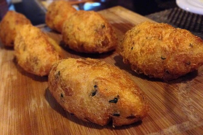 Private food tour gastronomy in lisbon with Ten tastings - Casa do Alentejo and the Petiscos Era: Small Plates With Big Personality