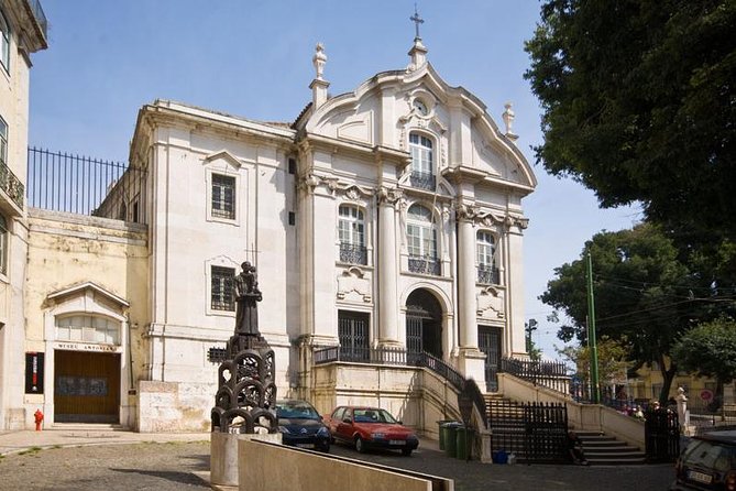 Private guided tour to 7 Colinas and Belém in an electric Tuk Tuk with 4.5 hours. - From Rossio to the highest point: the route that shows Lisbon’s seven hills