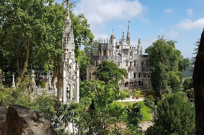 Private Half Day - The Majestic Pena Palace & Sintra - Private guide value in 4 to 5 hours