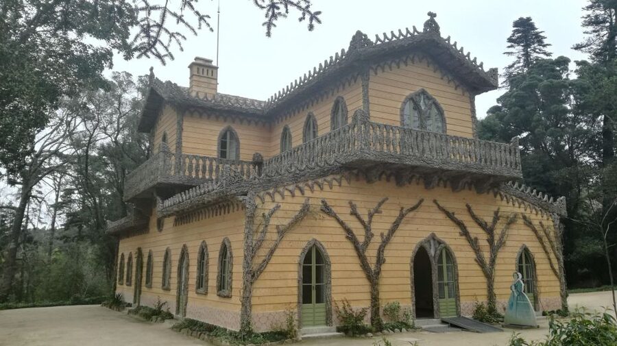 Private Half Day tour Sintra Pena Palace & Initiantion Well - Who should book this tour, and who should think twice