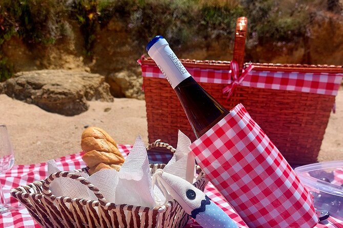 Private Jeep Tour from Lisbon – Arrábida, Sesimbra & Beach Picnic - Key highlights worth your attention