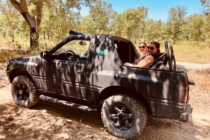 Private Jeep Tour from Lisbon – Arrábida, Sesimbra & Beach Picnic - The route style: short stops, big views, and time to breathe