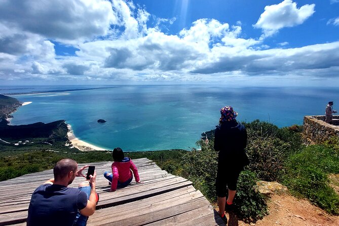 Private Jeep Tour from Lisbon – Arrábida, Sesimbra & Beach Picnic - Praia de Galapinhos: crystal-clear water and real beach time