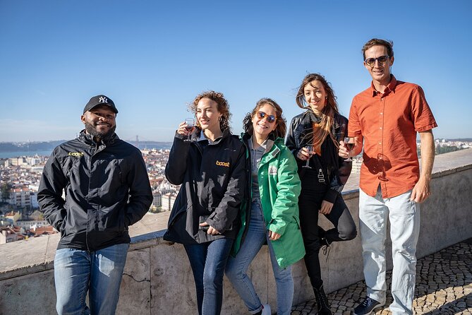 Private Lisbon Sightseeing Tuk-Tuk Tour: Alfama, Belém & More - Sé, Lisbon Cathedral: oldest church, mixed styles, and optional entry
