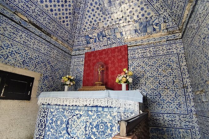 Private Lisbon to Fátima, Nazaré & Óbidos Tour – Spirit & Charm - Óbidos medieval streets, castle walls, and ginjinha in a chocolate cup