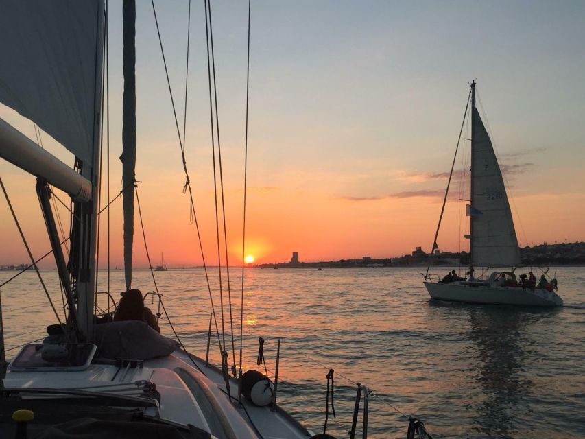 Private Romantic cruise with sparkling wine- 2-Hour- Lisbon - Meeting point reality check, and why pickup costs extra