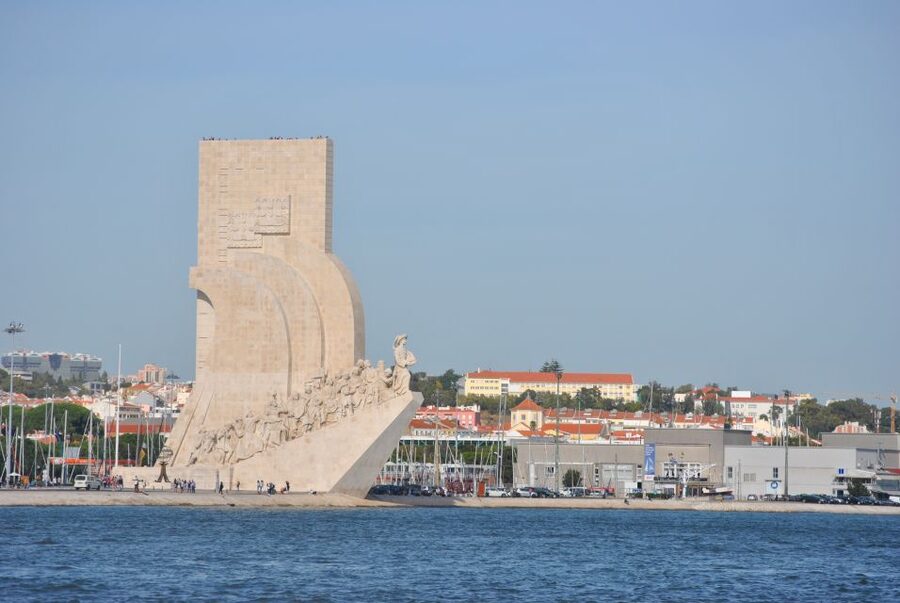 Private Sailing Boat Tour Lisbon with a drink: 2 to 8 Hours - Key Things That Make This Sail Feel Worth It