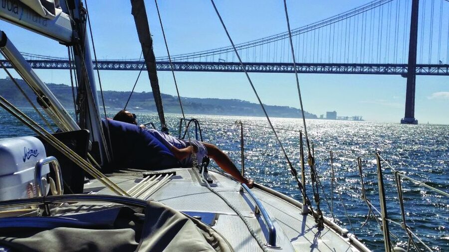 Private Sailing Boat Tour Lisbon with a drink: 2 to 8 Hours - Cruising Beneath the 25 de Abril Bridge From Alcântara Side