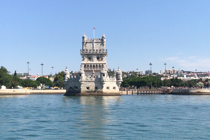 Private Sailing tour in Lisbon - Day Time, Sunset and Night - Onboard Sailing: Drink, Steering Lessons, and Safety Rhythm