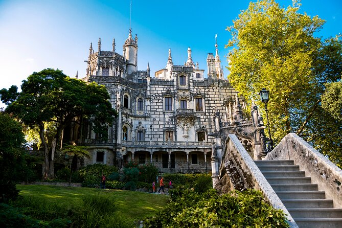 Private Sightseeing Tour in Sintra Portugal - Boca do Inferno and the Cascais hour: rock photos then a real town wander