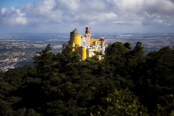 Private Sightseeing Tour in Sintra Portugal - Sintra free time for lunch: use it for real breaks, not a rushed meal