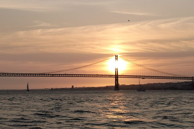 Private Sunset Sailboat Experience in Lisbon - Private sunset sail value: what $343.17 buys you on the Tagus