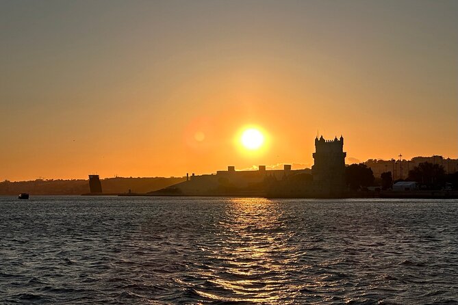 Private Sunset Sailing Boat Tour in Lisbon - 25 de Abril Bridge at golden hour: the best engineering photo you can get