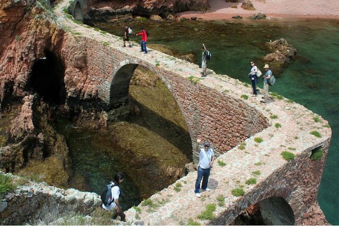 Private Tour: Berlenga Grande Island Day Trip from Lisbon - Berlenga Grande itself: small island, huge scenery