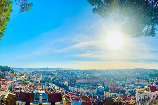 Private Tour DE Tuk Tuk Chiado and Bairro Alto in Lisbon - Key things to know before you go