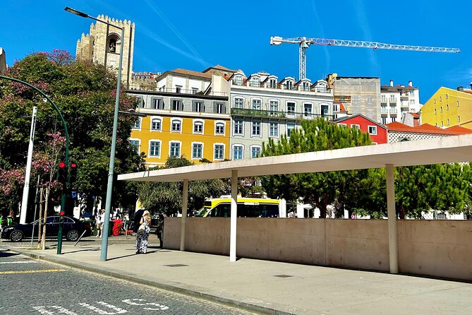 Private Tour DE Tuk Tuk Chiado and Bairro Alto in Lisbon - Price and what you’re really paying for