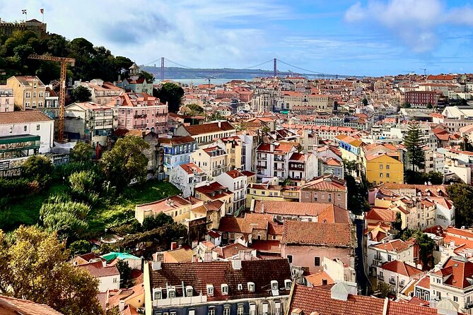 Private Tour DE Tuk Tuk Chiado and Bairro Alto in Lisbon - Largo do Carmo and the Carmo Convent ruins: calm streets, exposed history