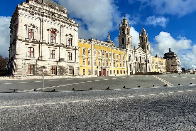 Private Tour in Óbidos, Mafra and The Silver Coast - Who this tour suits best, and what to bring