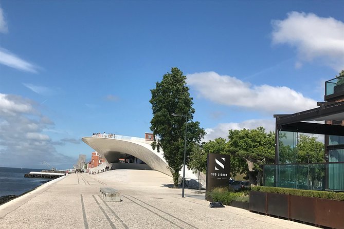 Private tour Lisbon - full day - Miradouro das Portas do Sol: Alfama’s Signature View in Minutes