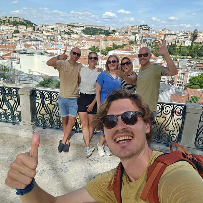 Private tour Lisbon on foot: Chiado to Alfama, Dutch guide. - Quick hits you can count on