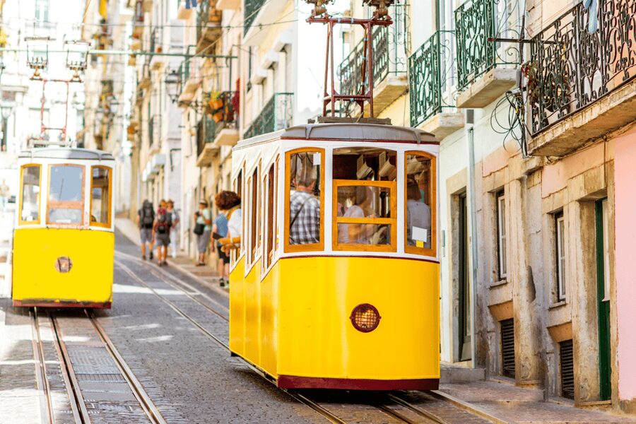 Private tour Lisbon on foot: Chiado to Alfama, Dutch guide. - Café A Brasileira, Pessoa vibes, and a real break