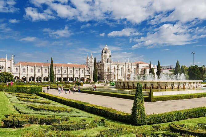 Private Tour of Splendid Lisbon - Lunch on your own, and how to keep it painless