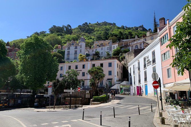 Private Tour Sintra Roca Cascais Palace Pena and Quinta Regaleira - Cabo da Roca and Guincho Beach: short stops with maximum drama