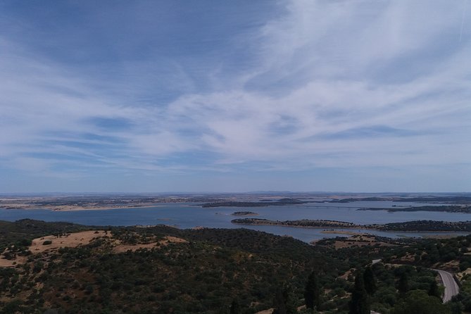 Private Tour to Evora and Monsaraz from Lisbon - Monsaraz Castle and walls: medieval stillness with lake views