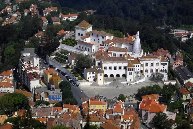 Private tour to Sintra and Lisbon City Full Day - Hotel pickup to a full day rolling: what the timing feels like